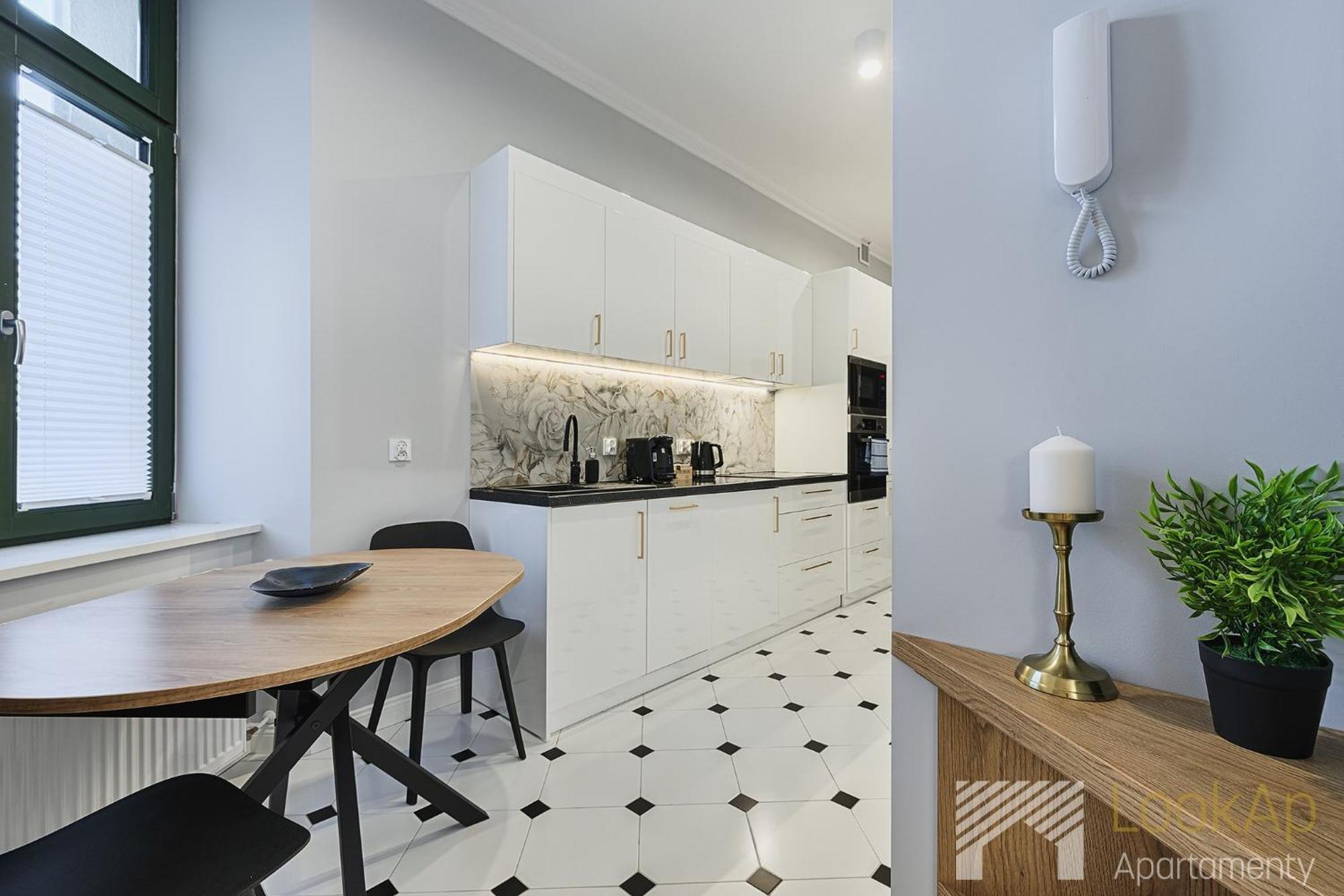 Apartment Radwanska Gold By Lookap